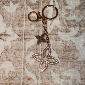 Fashion Gold Floral Bag Charm/Keychain